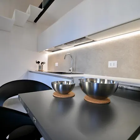Luxury Miro Daire